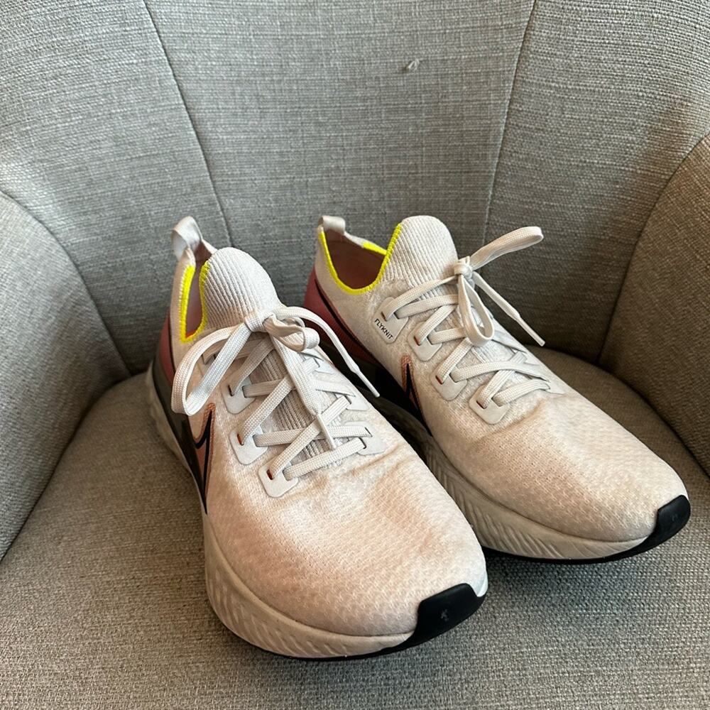 Nike React Infinity Run Flyknit Sneakers - Picture 2 of 10